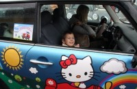 Особых детей прокатили на MINI