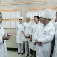 Медведев подписал здравоохранительный закон