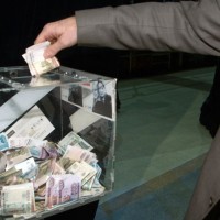 Благотворительность выходит из моды и становится частью жизни